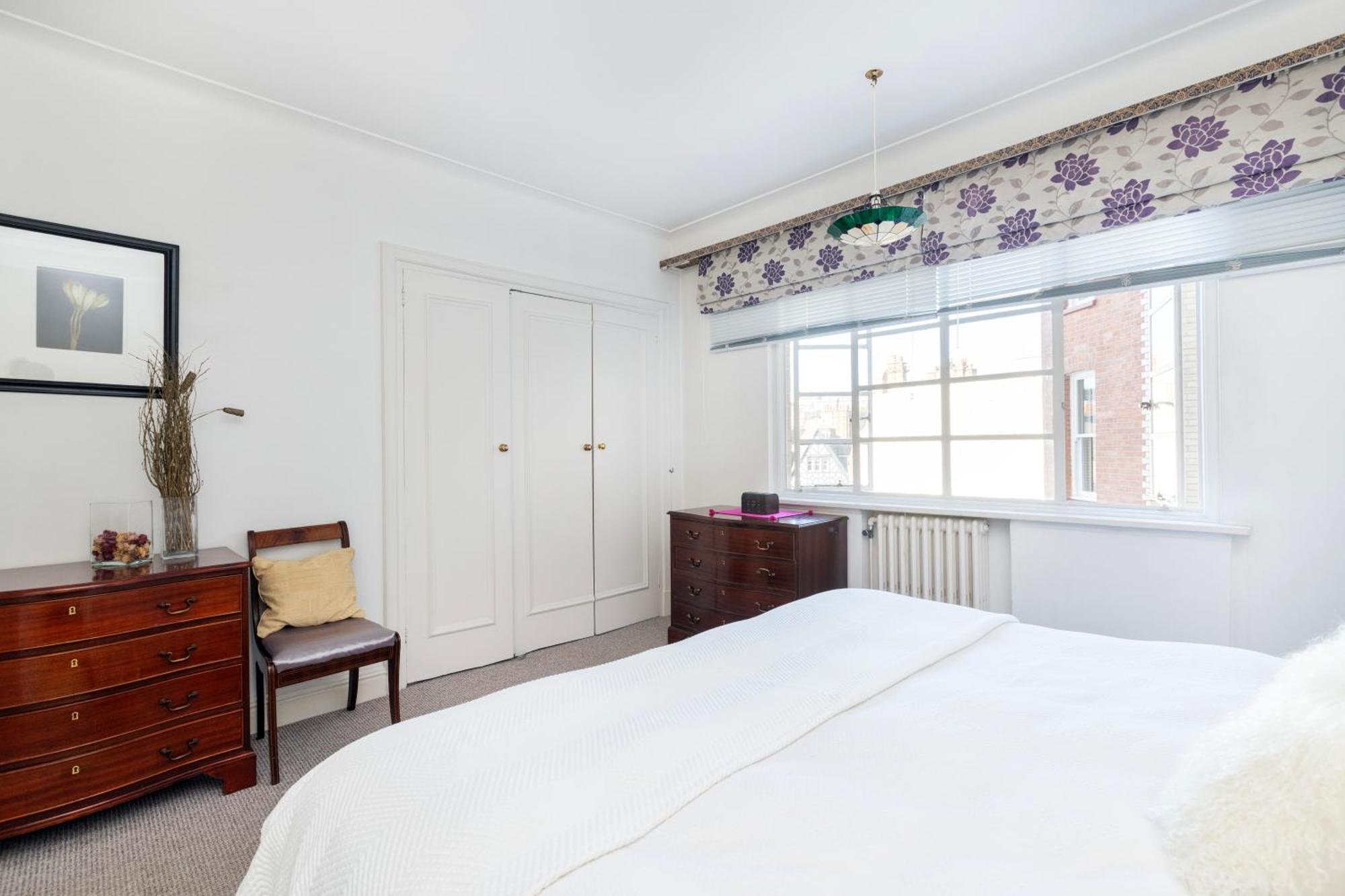 Executive Knightsbridge Apartment Лондон Екстер'єр фото